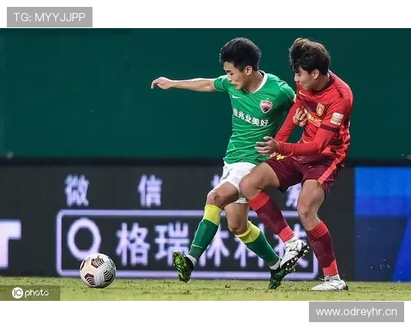 接触犯规判罚到底怎样判？裁判眼中的界限解析